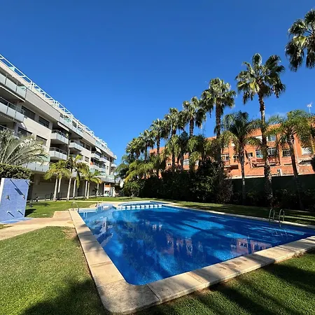 Marina Raset - Serviden アパート デニア